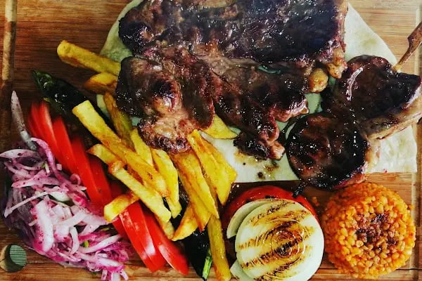 Hayalet kasap et pisirici,Bornovada Et Pişiricisi,Bornovada Aile Restoranı,Bornovada Et Restoranı,Bornovada Et Siparişi, - Resim 2