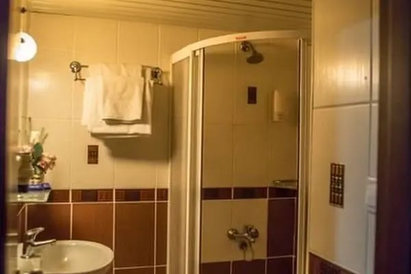 Kristal Otel Adana - Resim 8