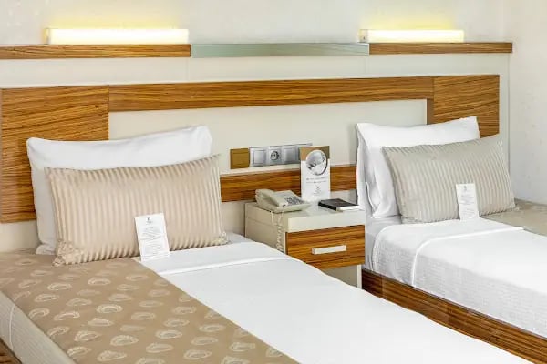 OGLAKCIOGLU PARK HOTEL - Resim 11