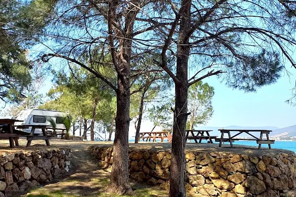 ÇEŞME CENNET VADİSİ TATİL KÖYÜ ÇADIR &amp; KARAVAN KAMP ALANI - Resim 10