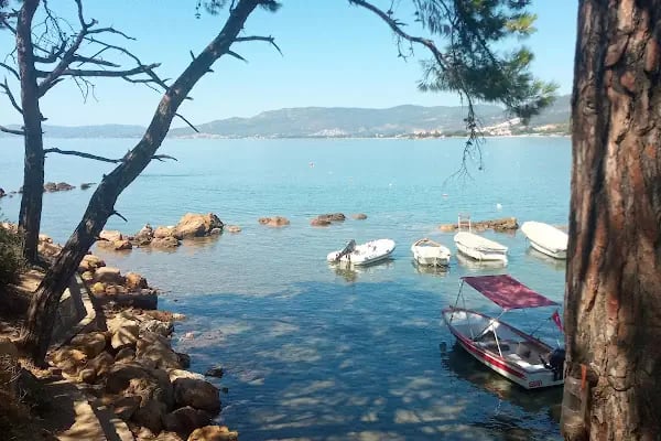 ÇEŞME CENNET VADİSİ TATİL KÖYÜ ÇADIR &amp; KARAVAN KAMP ALANI - Resim 15