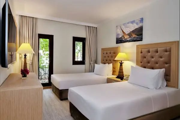 DoubleTree by Hilton Bodrum Marina Vista - Resim 2