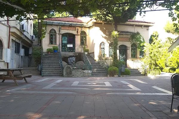 Velibaba Merkez Camii ve Türbesi - Resim 2