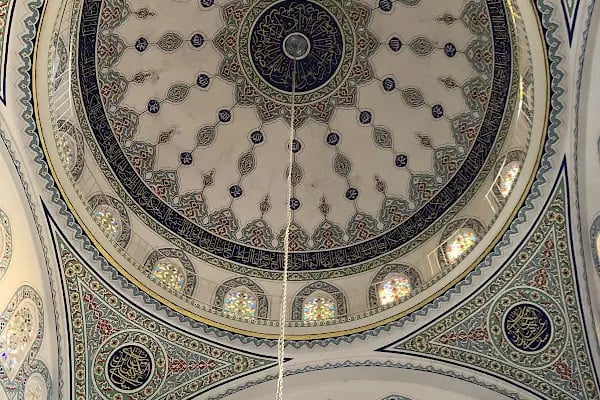 Velibaba Merkez Camii ve Türbesi - Resim 20