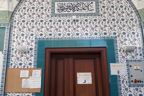 Hacı Osman Bedi Cami - Resim 4