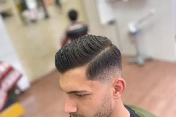 Umut Berber Shop - Resim 20