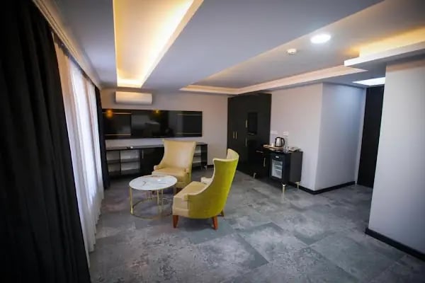 KY CONTINENTAL HOTEL - Resim 16