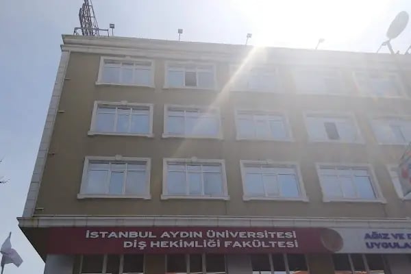 İstanbul Aydın Üniversitesi Diş Hekimliği Fakültesi Hastanesi Dentaydın - Resim 17