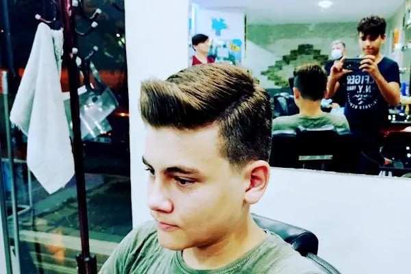 Cem Gülmüş erkek kuaför salonu - Resim 17