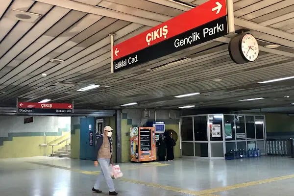 Ulus Metro Durağı - Resim 2