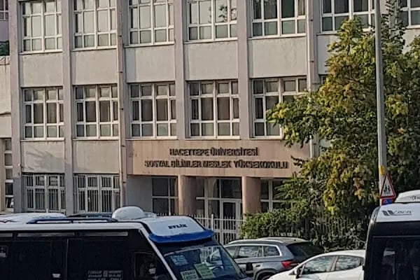 Hacettepe Üniversitesi Sosyal Bilimler Meslek Yüksekokulu - Resim 17