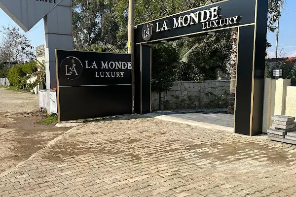 La Monde Luxury - Resim 9