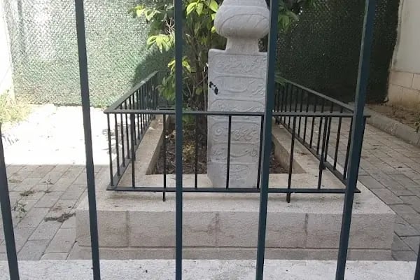 Gül Baba Hz. Türbesi - Resim 6