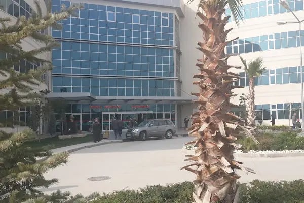 İzmir Bornova Türkan Özilhan Devlet Hastanesi - Resim 14