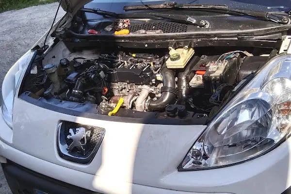 İzmir Oto Servis - Resim 15