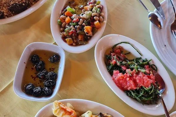 Nissi Restaurant & cafe - Resim 11