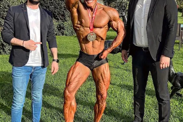 GOLD GYM BALÇOVA - Resim 6