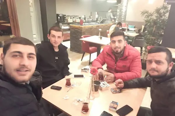 Halfenus Cafe - Resim 18