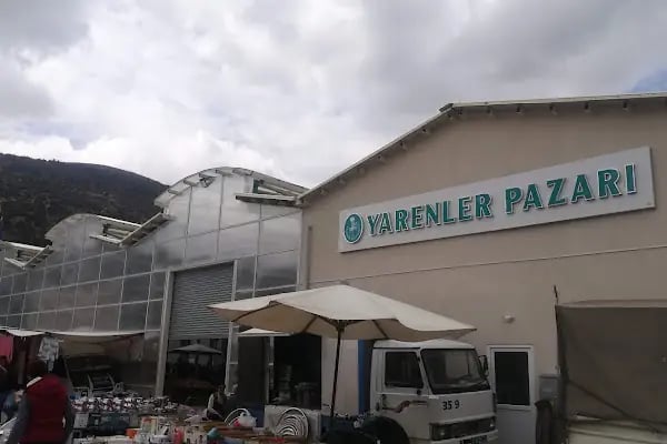 Akşehir Belediyesi Kapalı Yarenler Pazar Yeri - Resim 3