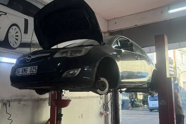 Selim Oto Tamir Bakım Özel Servis - Resim 11
