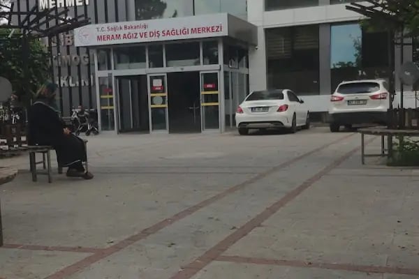 Konya Meram Ağız ve Diş Sağlığı Merkezi - Resim 19