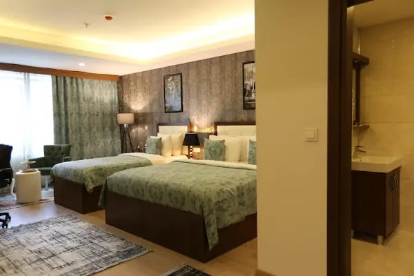 CEBECİ GRAND HOTEL - Resim 12