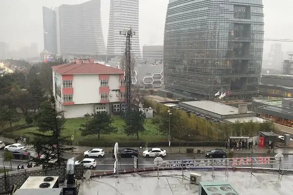 Ataşehir Meydanı - Resim 12