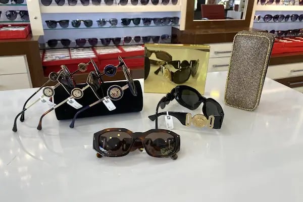 Dalaman Saydam Optik - Resim 19