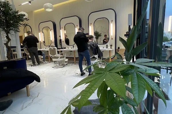 Gürkan Turan Hair Art | Profesyonel Erkek Kuaför ve Erkek Berberi - Resim 14