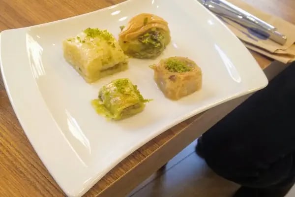 Fıstık Baklavaları Aliağa - Resim 6