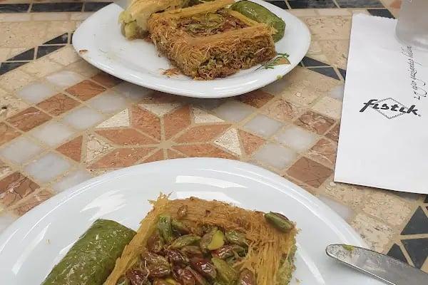Fıstık Baklavaları Aliağa - Resim 9
