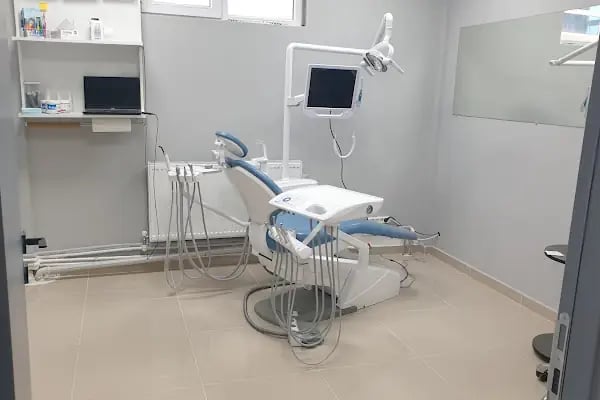 Özel Altındağ Ağız ve Diş Sağlığı Polikliniği - Resim 2