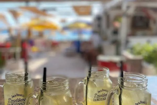 Karaincir Beach Bal Mahmut'un Yeri - Resim 18