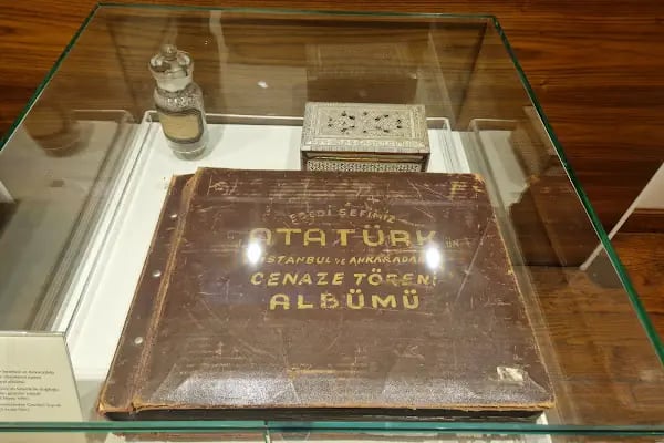 İBB Atatürk Müzesi - Resim 14