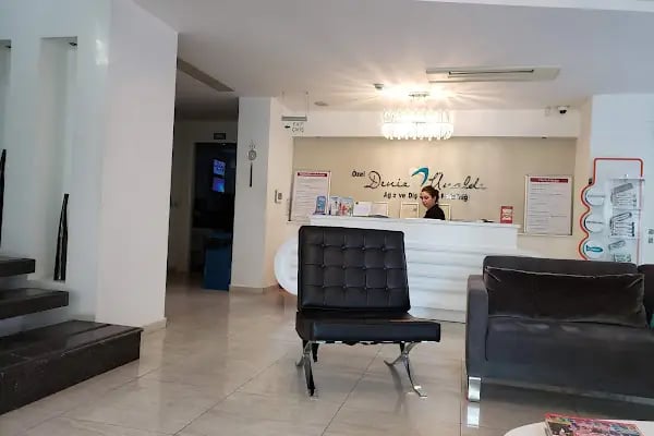 Deniz Ünaldı Ağız ve Diş Polikliniği - Resim 10