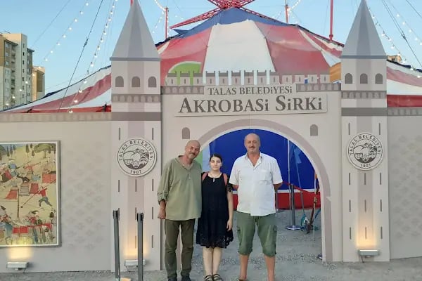 Ataşehir Adıgüzel Güzel Sanatlar Lisesi - Resim 11