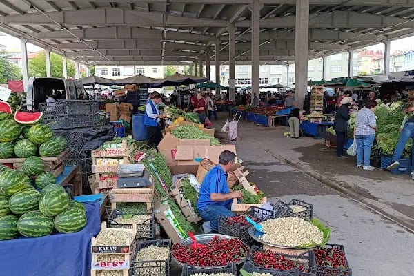 Güneşevler Kapalı Semt Pazarı - Resim 18
