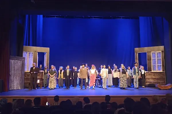 Devlet Tiyatroları Pursaklar Sahnesi - Resim 4