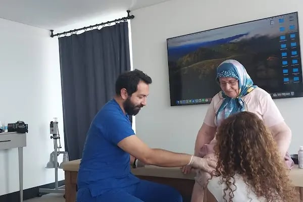 Op. Dr. Ahmet Hakan Kara, Ortopedi Ve Travmatoloji - Resim 6