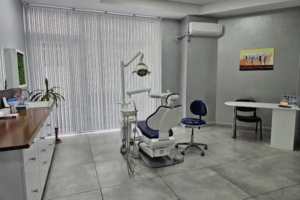Özel Yağmur Ağız Ve Diş Sağlığı Polikliniği - Resim 14