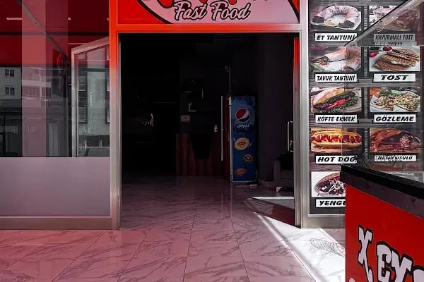 X EXPRESS FAST FOOD - Resim 2