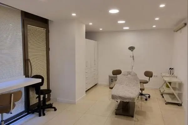 Клиника по пересадке волос Анталья VIVAEST - Saç Ekimi - Hair Transplant Antalya - Resim 4