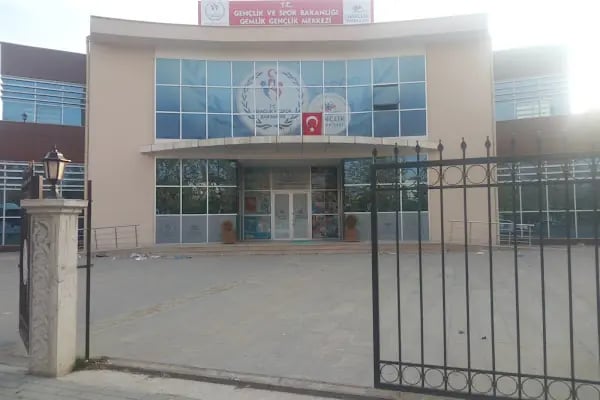 Gemlik Gençlik Hizmetleri ve Spor İlçe Müdürlüğü - Resim 2