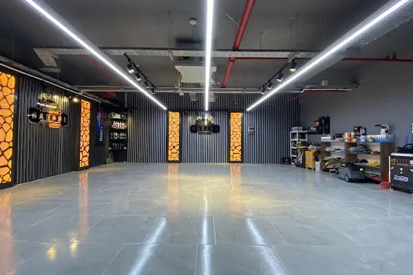 HMR Garage Oto Yıkama ve Otopark - Resim 7