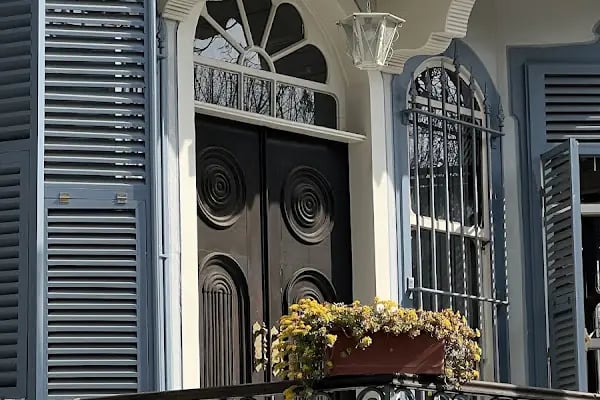 Büyükada Edebiyat Müze Kütüphanesi - Resim 20