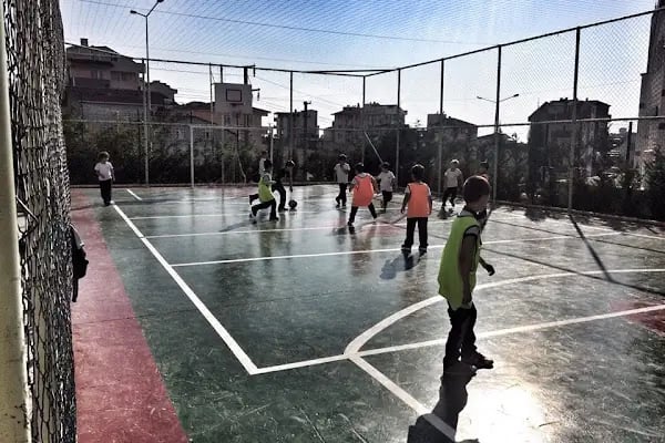 İsabet Okulları Çayırova Güneş Kampüsü - Resim 13