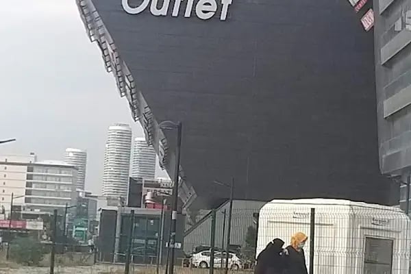 Vatan Bilgisayar 212 Outlet AVM Bağcılar - Resim 17