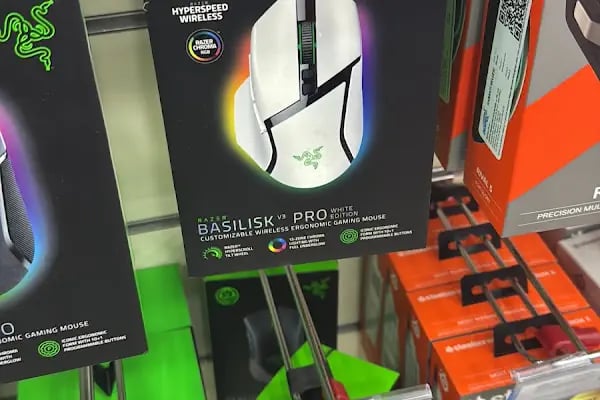 Vatan Bilgisayar 212 Outlet AVM Bağcılar - Resim 4