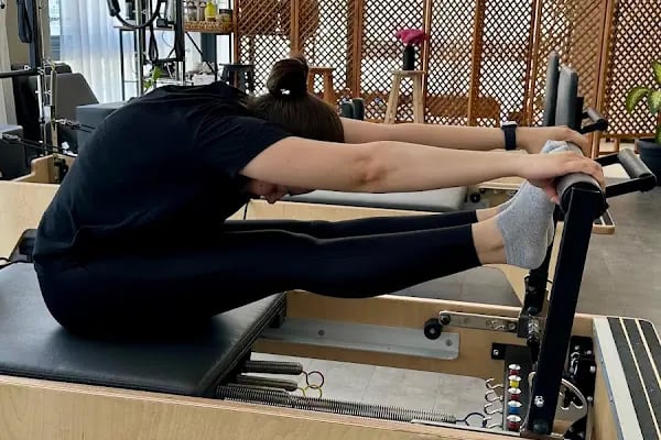 QUEEN’S PILATES &amp; FUNCTIONAL STUDIO - Resim 12