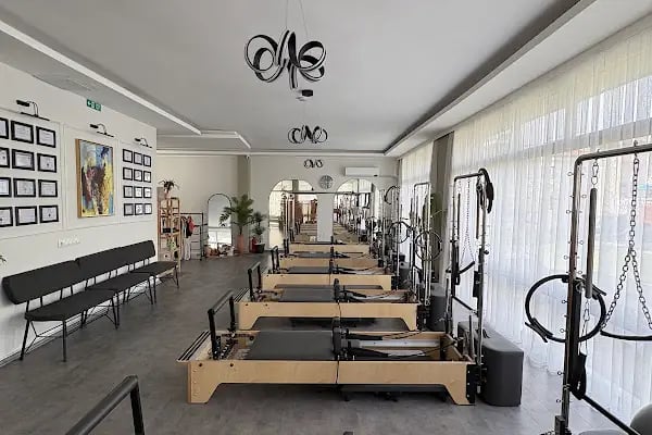 QUEEN’S PILATES &amp; FUNCTIONAL STUDIO - Resim 1